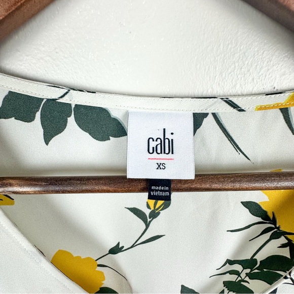 Cabi 3963 Birdwatcher Floral Crossover Flutter Sleeve Blouse XS - Picture 10 of 10